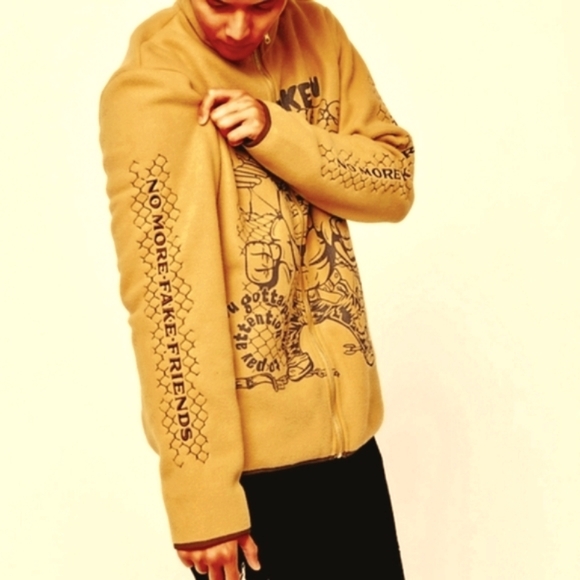 Broken Promises - Pay Attention to Me Jacket Sherpa - Picture 2 of 16